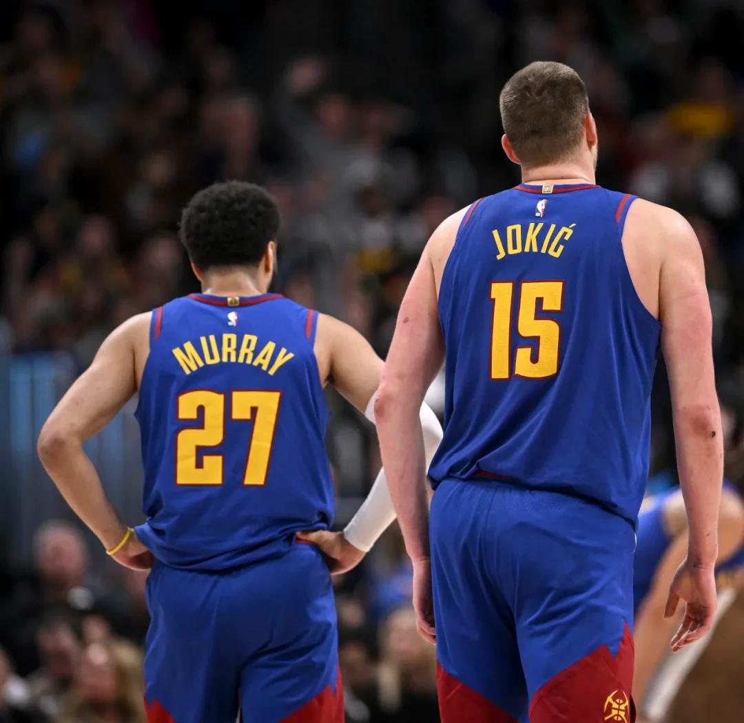 Jiuyou Sports包含丹佛掘金发布备战花絮，今夜遗憾出局，CBA季后赛任务艰巨，年轻球员得到机会的词条